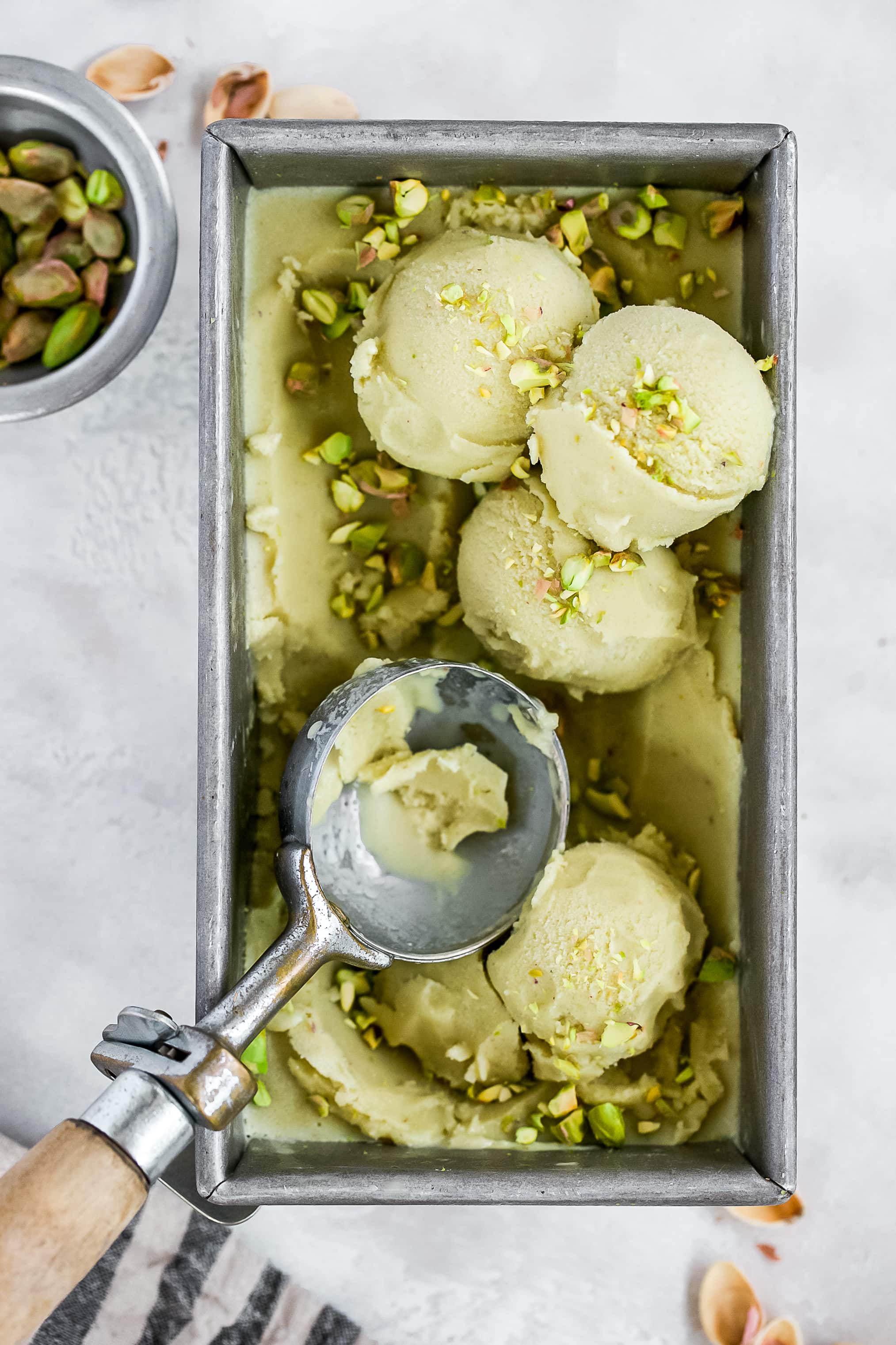 PistachioIceCream1.jpg