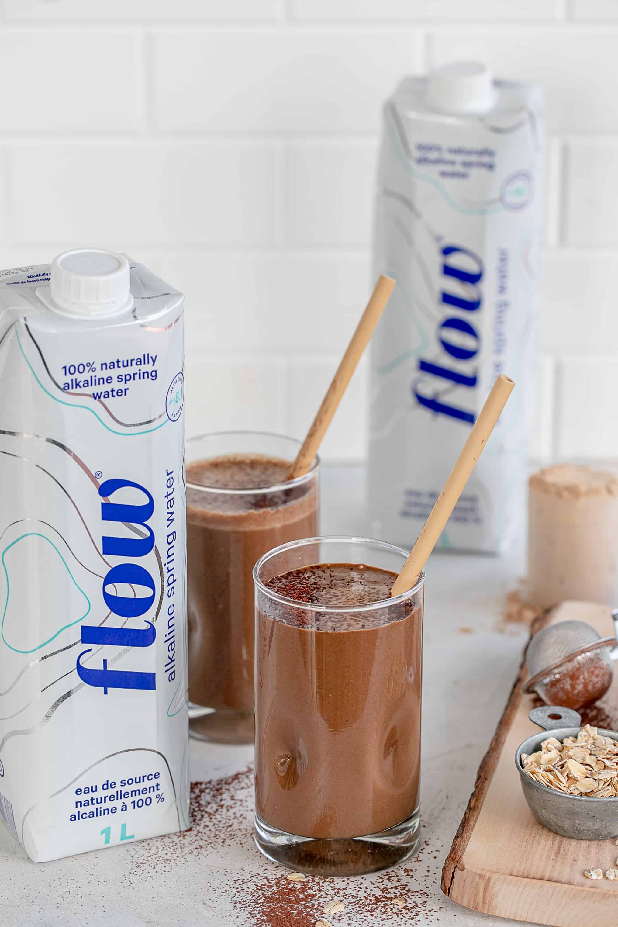 FlowWaterHotChocSmoothieRily-3.jpg