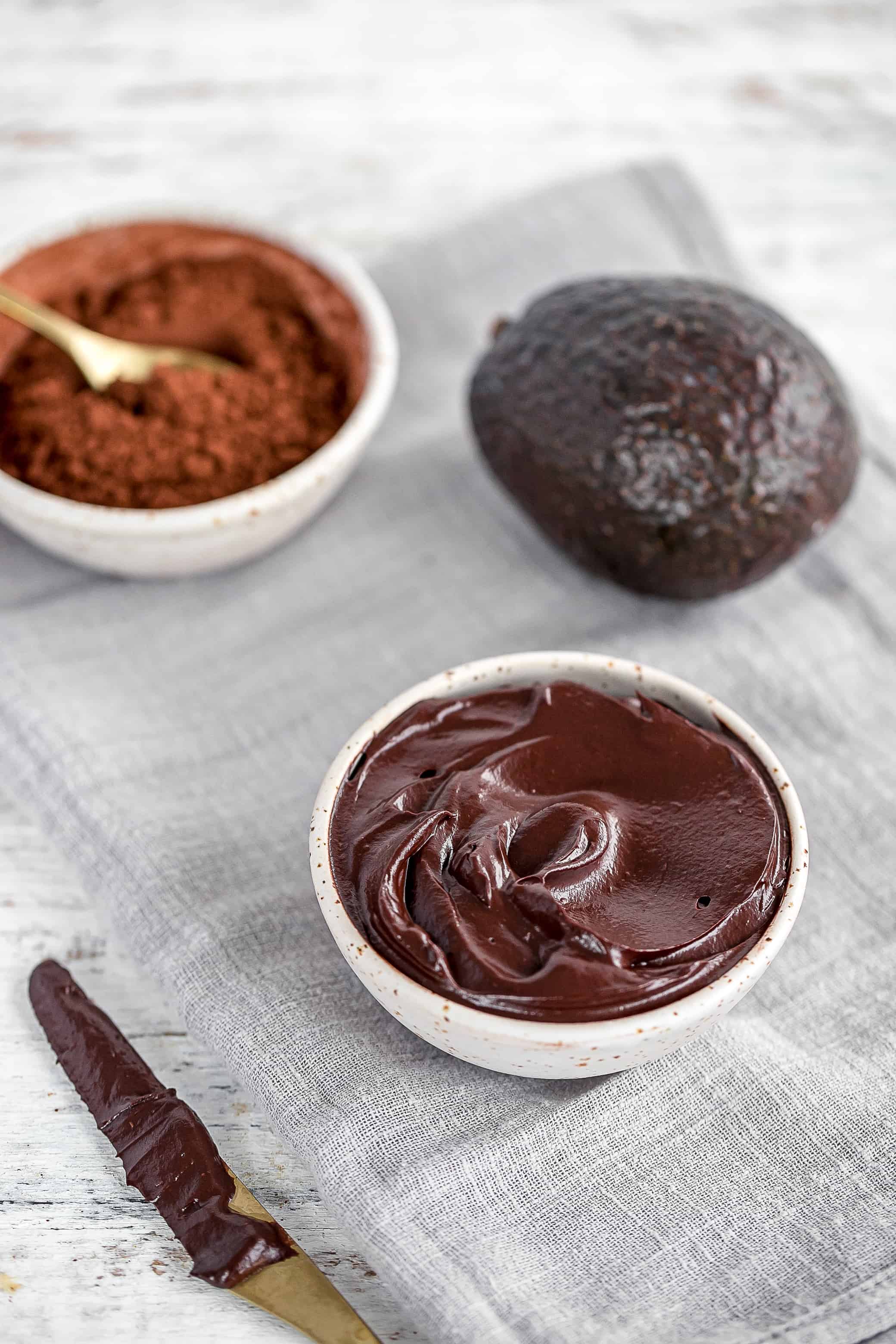 AvocadoChocolateFrosting1.jpg