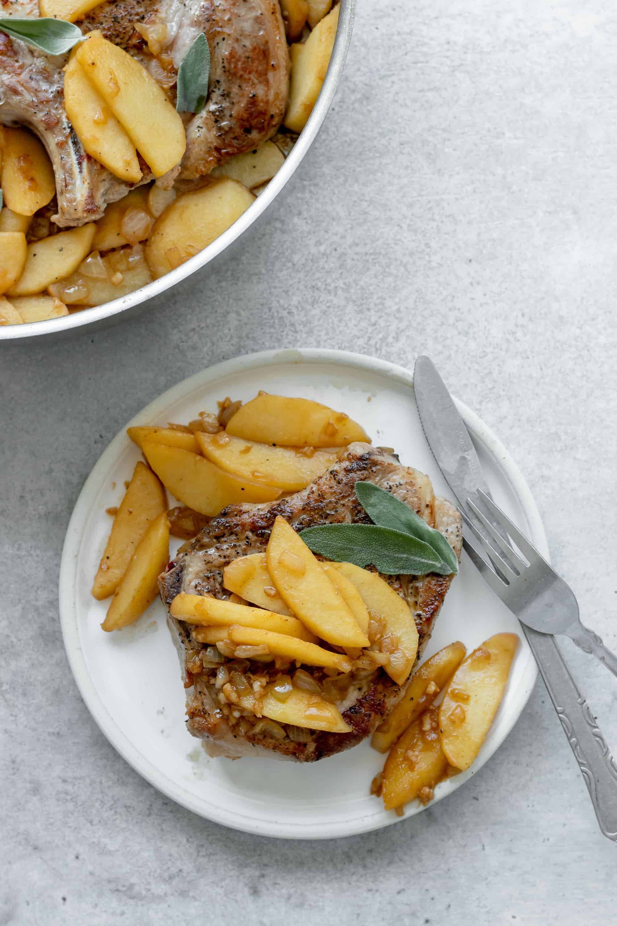 One Pan Sautéed Pork Chops & Apples