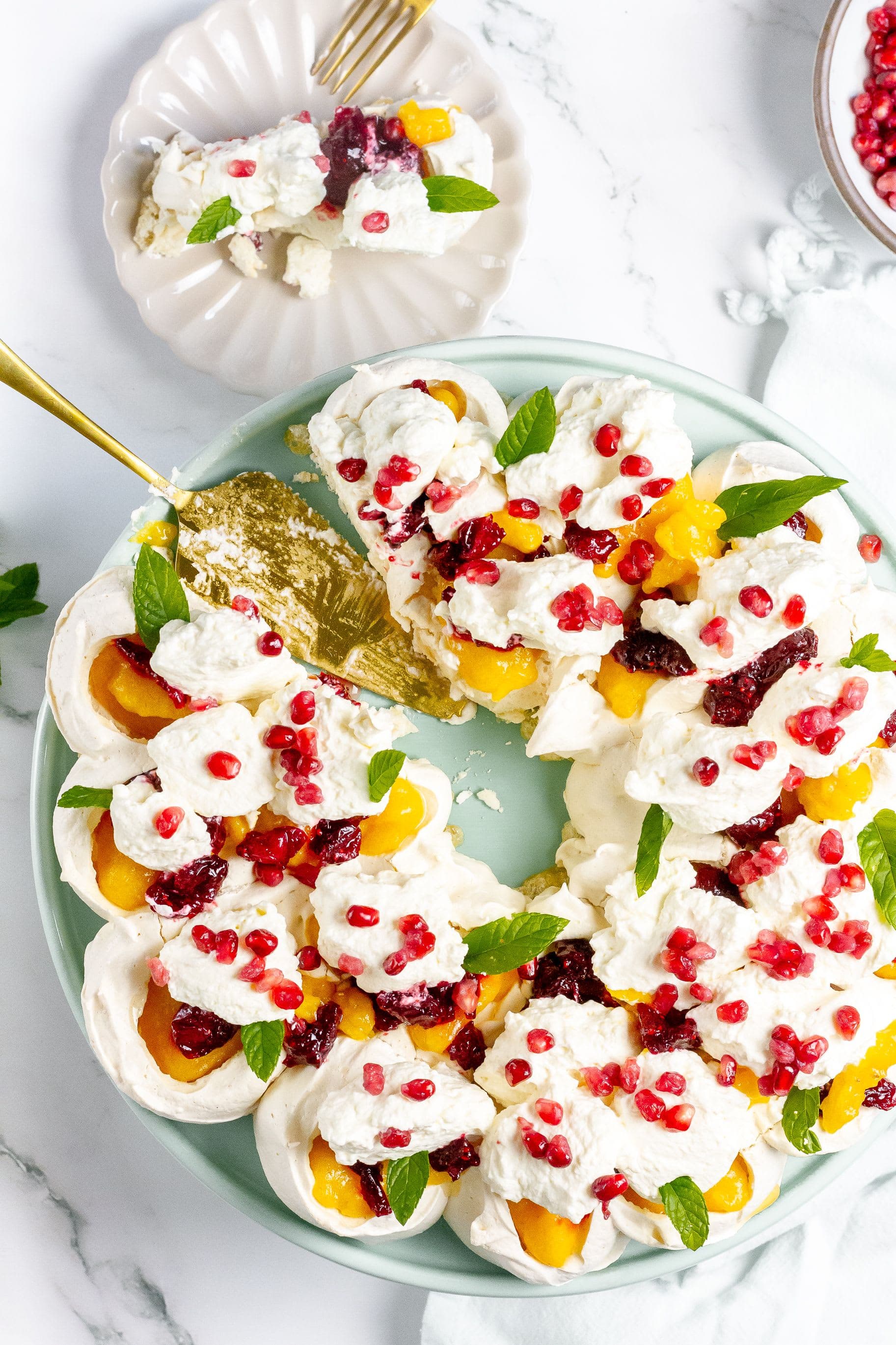 Persimmon & Cranberry Pavlova Wreath-4.jpg