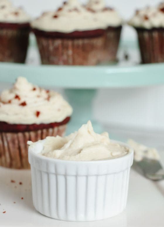 Cashew Cream Cheese Frosting1.jpg